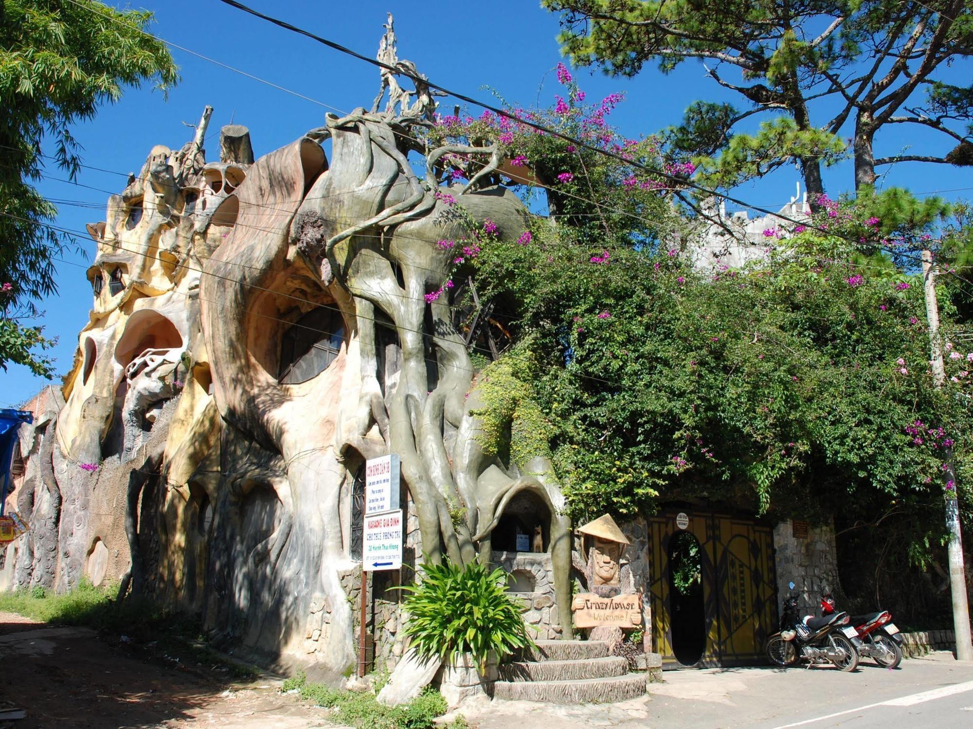 Villa Crazy House Dalat Exterior foto