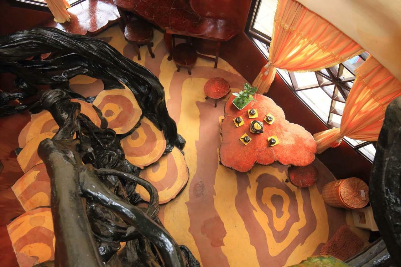 Villa Crazy House Dalat Exterior foto
