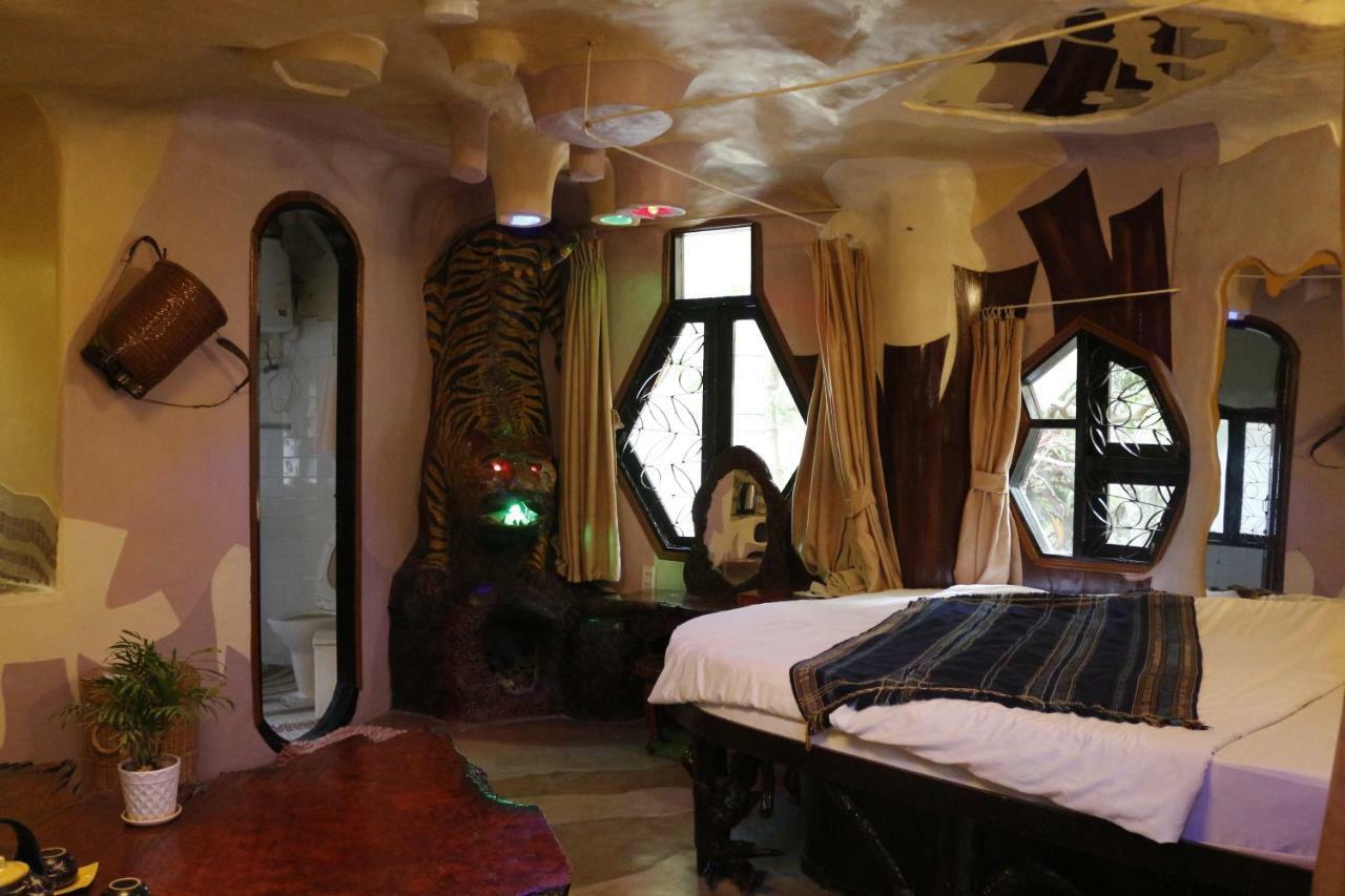 Villa Crazy House Dalat Exterior foto